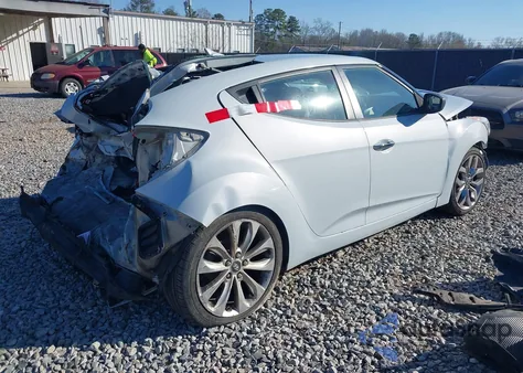 2015 Hyundai Veloster Re:flex из США, поврежденный, VIN KMHTC6AD9FU222770